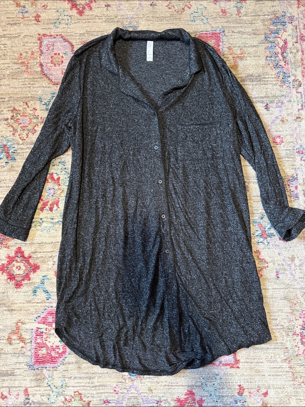 Women's Black Button-Front Long Sleeve Top/robe